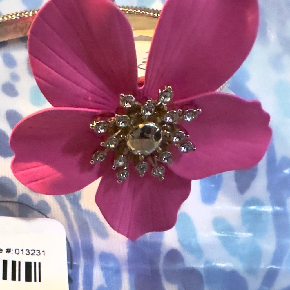 Lilly Pulitzer NEW IN BAG! ‘Roxie Pink’ Orchid Flower Bracelet NWT - Picture 2 of 9